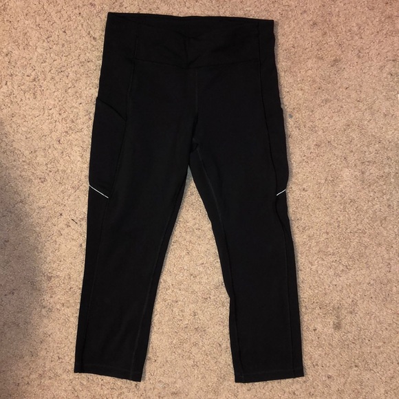 Black Lululemon leggings - Picture 1 of 3